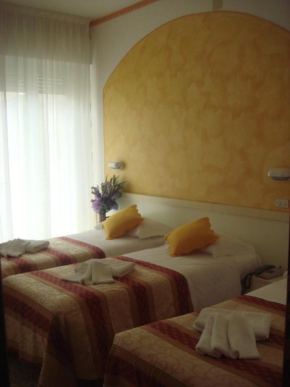 Hotel Arcade Rimini Phòng bức ảnh