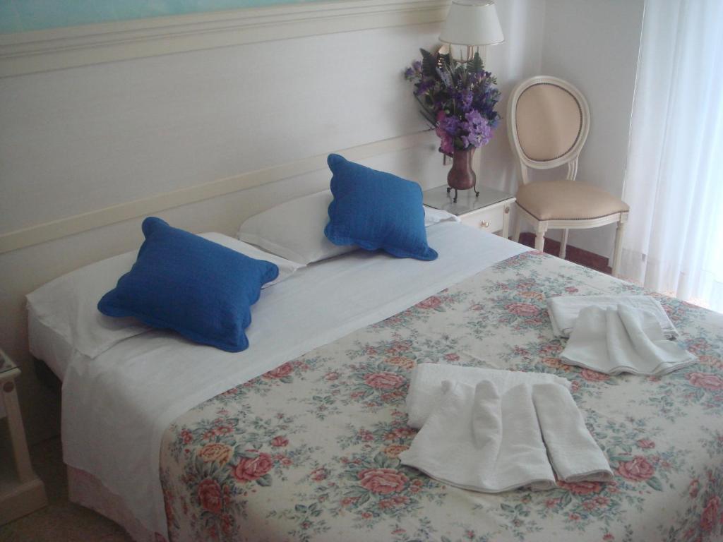 Hotel Arcade Rimini Phòng bức ảnh