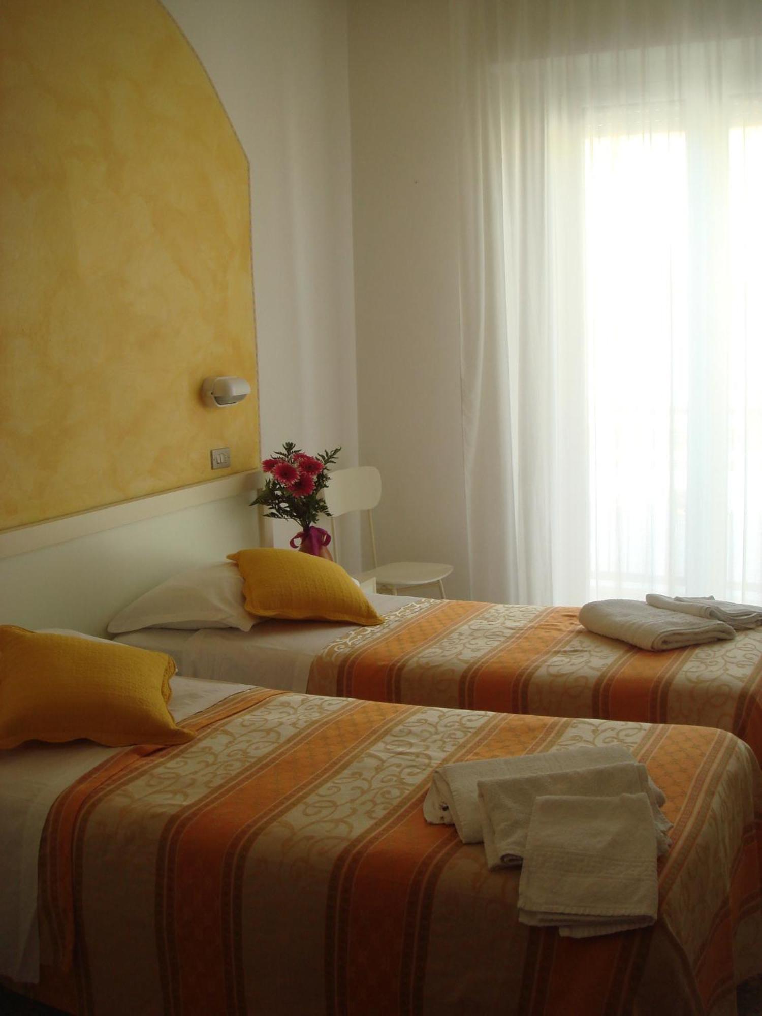 Hotel Arcade Rimini Ngoại thất bức ảnh