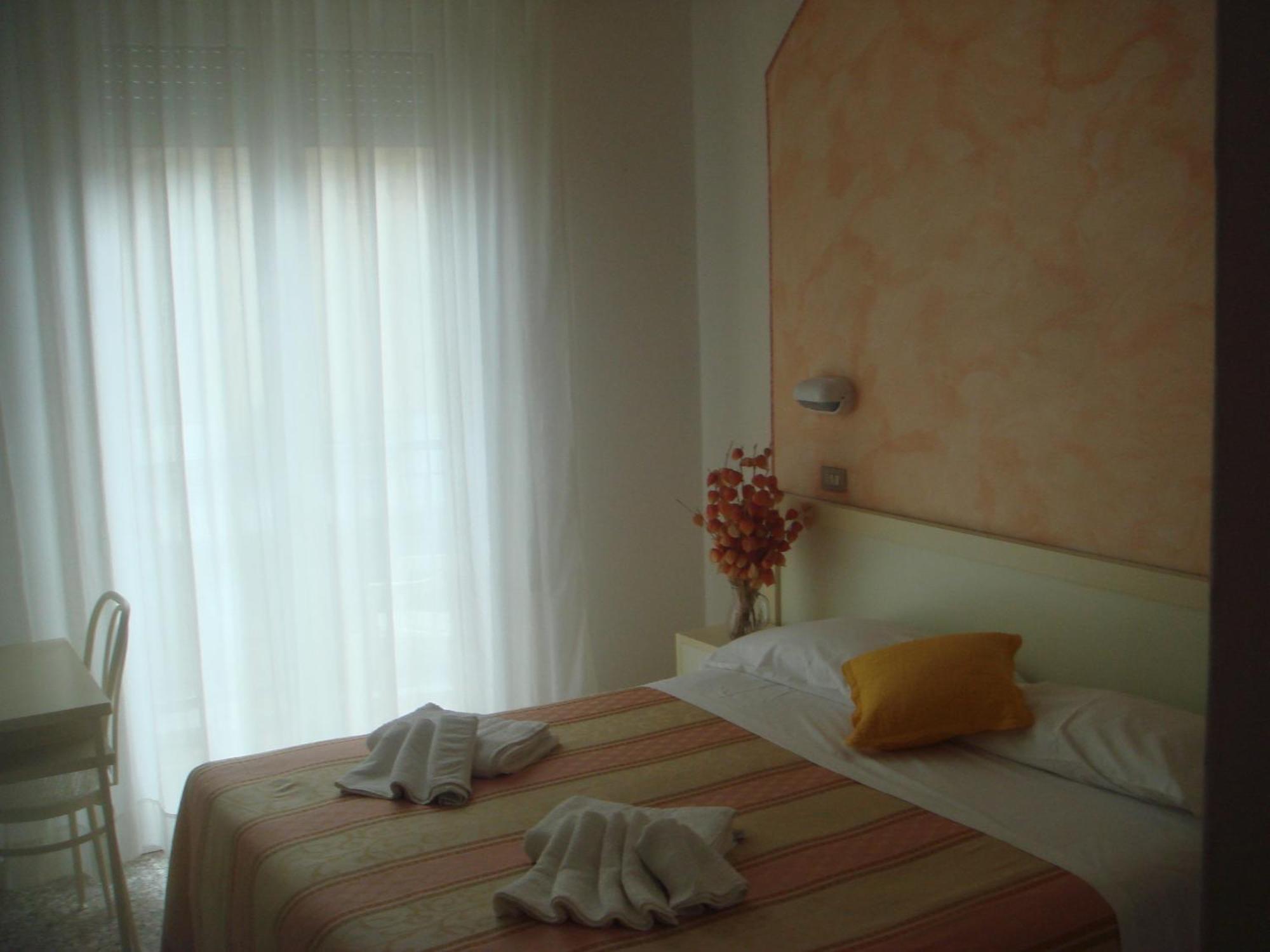 Hotel Arcade Rimini Ngoại thất bức ảnh