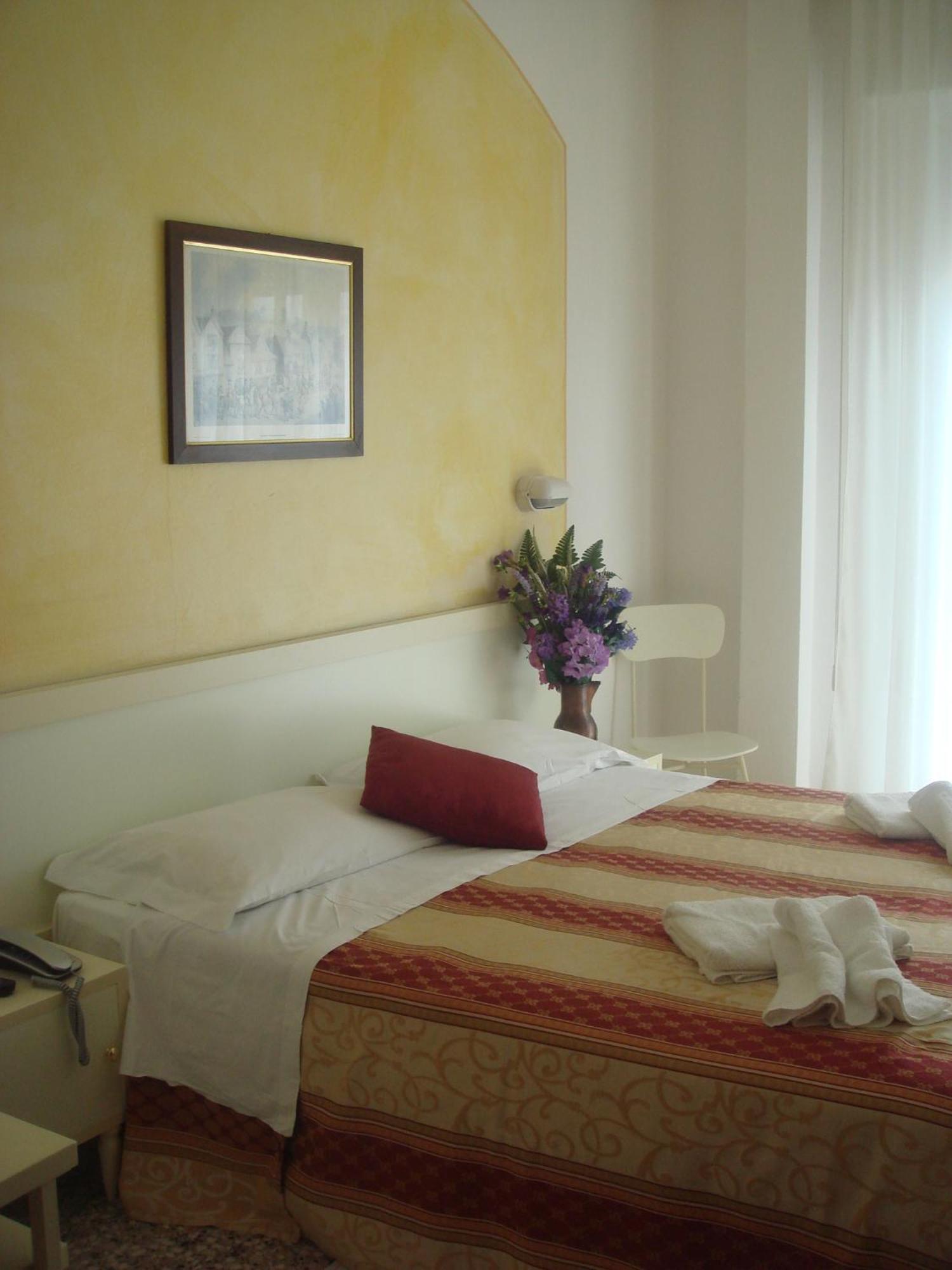 Hotel Arcade Rimini Ngoại thất bức ảnh
