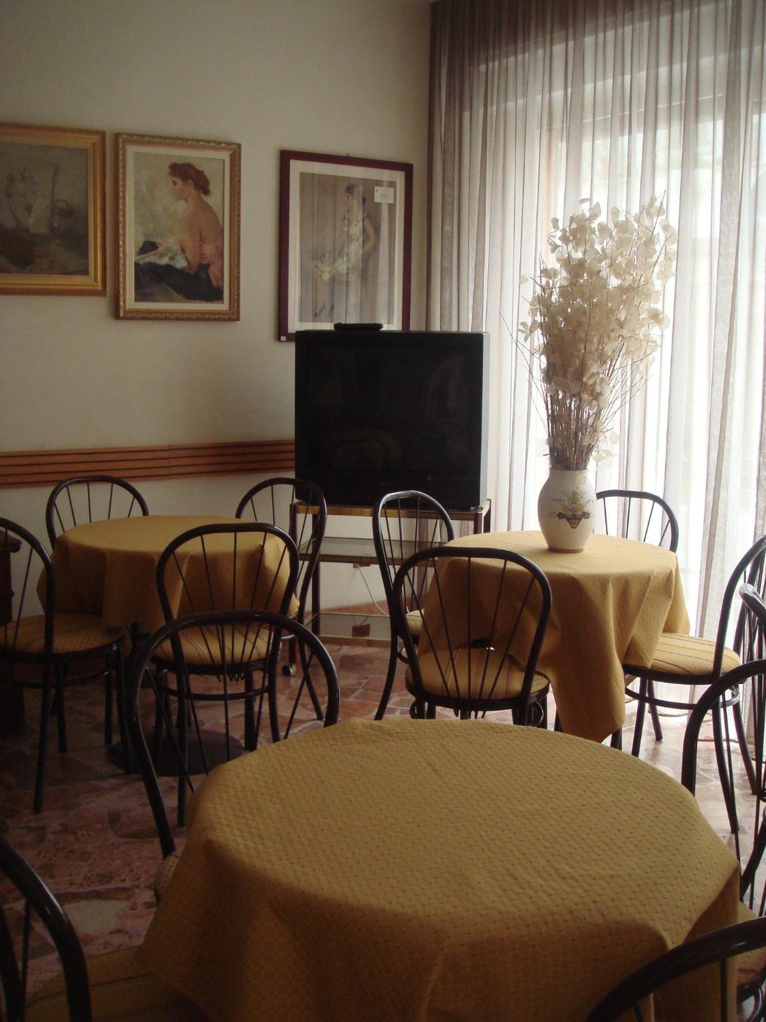 Hotel Arcade Rimini Ngoại thất bức ảnh